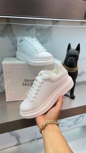 کتونی مک کویین کد:0014