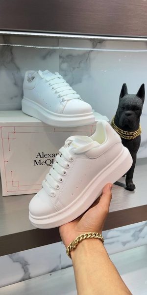 کتونی مک کویین کد:0014