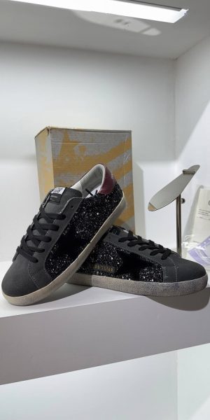 کفش گلدن گوس کد:0012