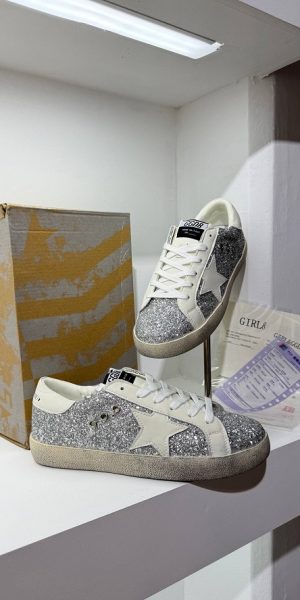 کفش گلدن گوس کد:0013