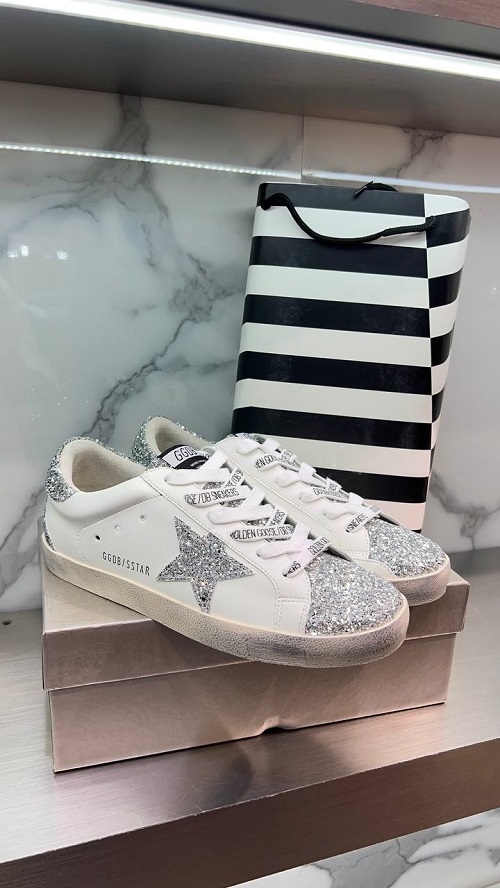 کفش / کتونی برند گلدن کد:0021